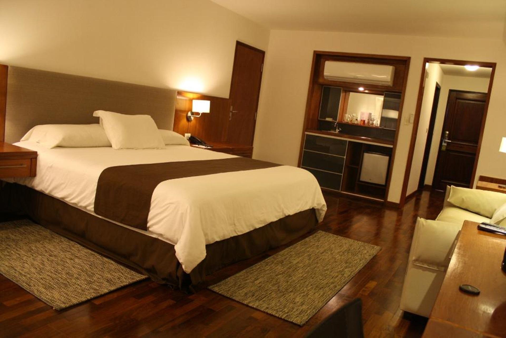 Yacht & Golf Club Paraguayo, A Tribute Portfolio Resort Lambare Ngoại thất bức ảnh